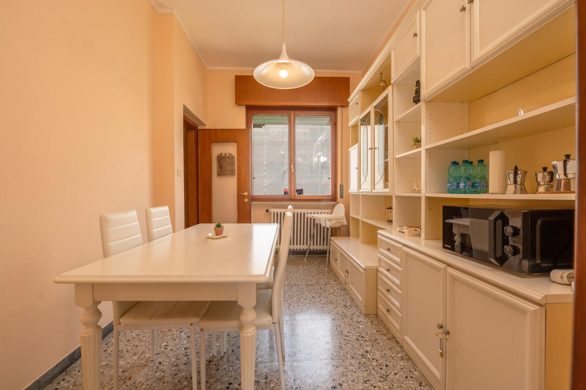 Appartamento Attico Vintage 10Min Da Arena Verona Ngoại thất bức ảnh