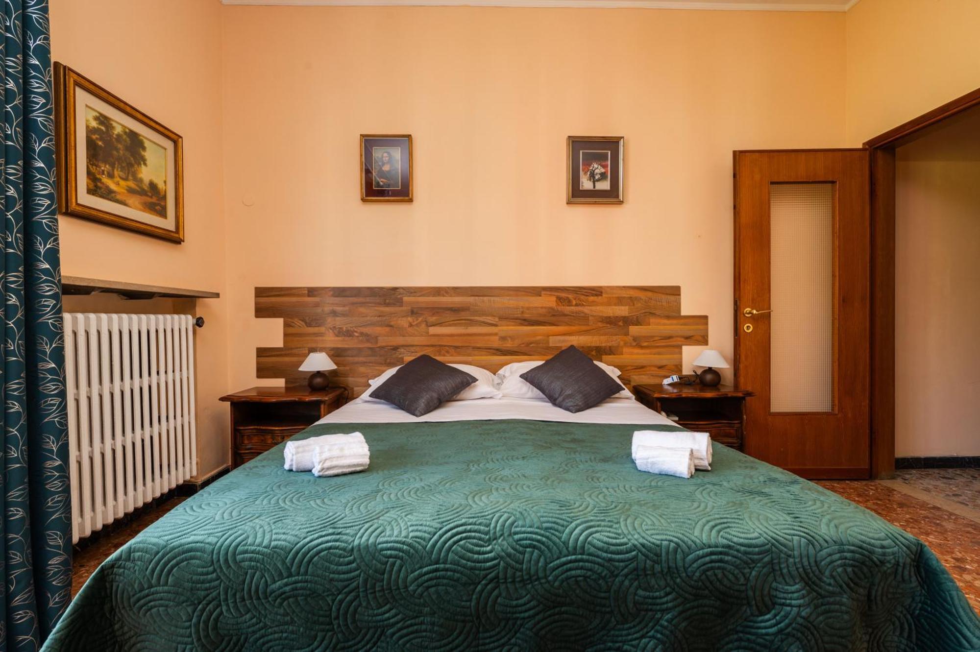 Appartamento Attico Vintage 10Min Da Arena Verona Ngoại thất bức ảnh